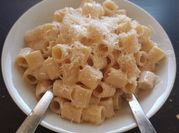 A picture of bechamel sauce pasta