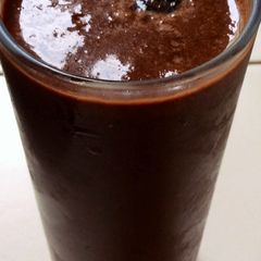 A picture of Cocoa dates flaxseed smoothie.