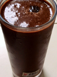 A picture of Cocoa dates flaxseed smoothie.