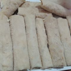A picture of Make and freeze chicken tandoori rolls.