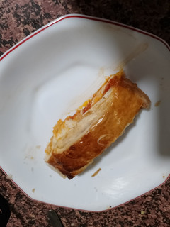 Una foto de Hojaldre de tomate y puerros