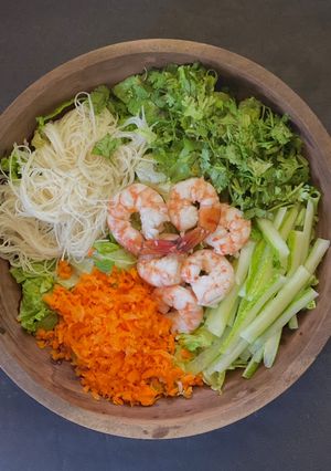 A picture of Summer Roll Salad.