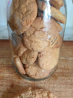 A picture of My Almond Flakes Cookies.