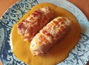 Foto principal de Roti de pollo relleno de bacon y queso
