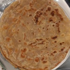 A picture of Khasta paratha.