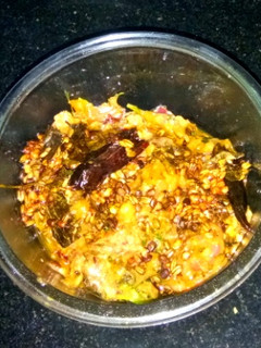 टमाटर और प्याज़ की चटनी (tamatar aur pyaz ki chutney recipe in Hindi) रेसिपी मुख्य फोटो