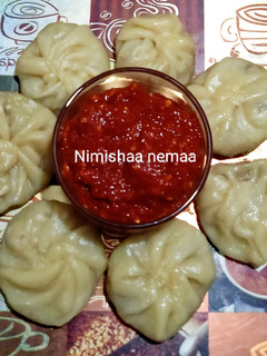स्टीम मोमोज(veg steam momos recipe in hindi) रेसिपी मुख्य फोटो