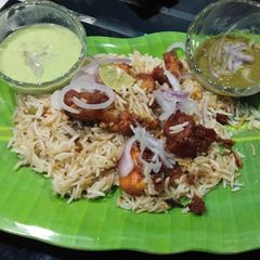 A picture of Tikka biryani.