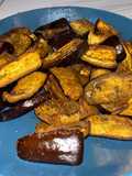 Berenjena curry en gajos airfryer