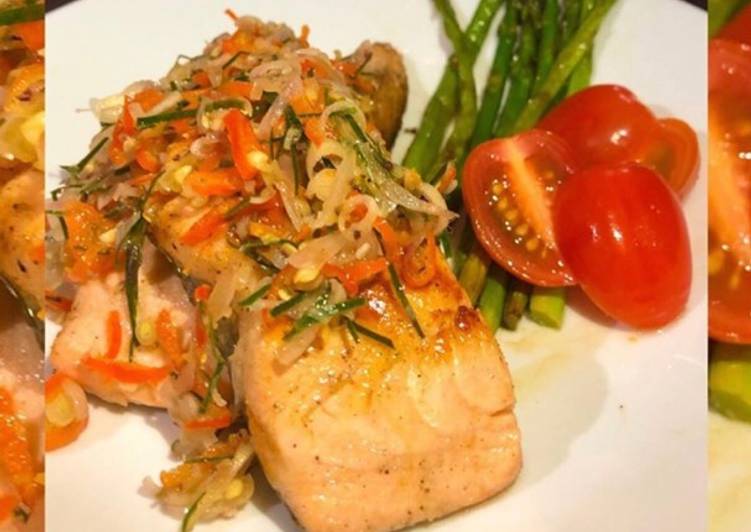 Langkah Mudah untuk Menyiapkan Grilled salmon sambal matah ♥️ yang Bikin Ngiler