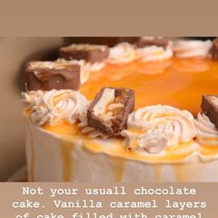 A picture of Caramel Snickers Cake.