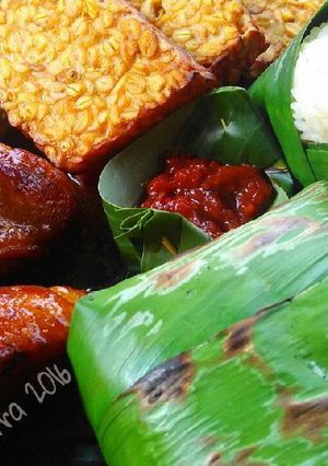 Foto resep Nasi Bakar Ayam Saus Mentega