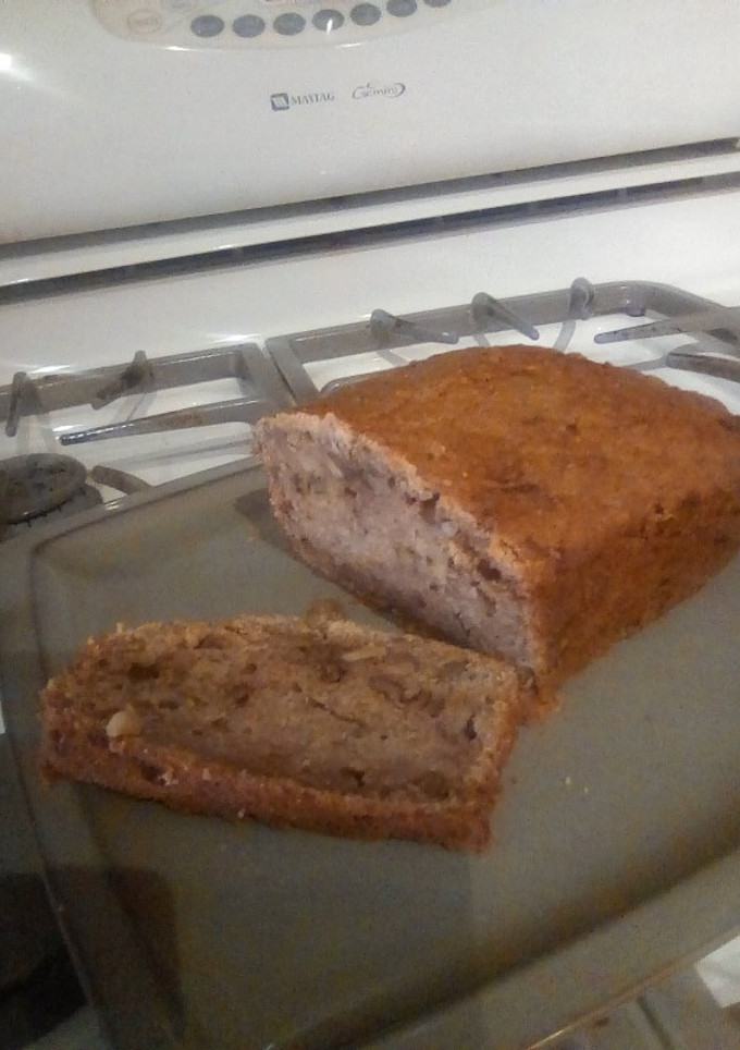 A picture of Banana Walnut bread.