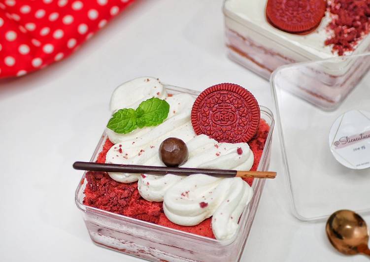 Cara Gampang Menyiapkan Oreo Red Velvet Dessert Box yang Bikin Ngiler