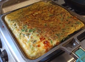 Una foto de Tortilla de verduras de la huerta en Flip