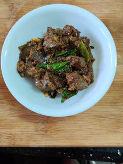 மட்டன் ஈரல் மசாலா (mutton eeral masala recipe in Tamil) செய்முறை முக்கிய புகைப்படம்