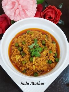हल्दी मटर की शाही सब्जी (haldi matar ki shahi sabzi recipe in Hindi) रेसिपी मुख्य फोटो