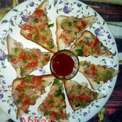 A picture of Rava toast.