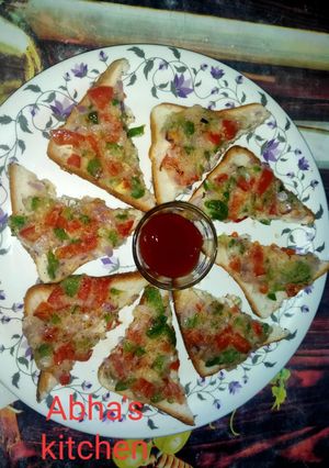 A picture of Rava toast.