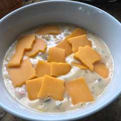 Una foto de Sopa cremosa de elote (corn chowder)