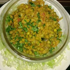 A picture of Patta gobhi matar sabzi.