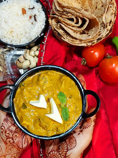 પનીર ટિક્કા મસાલા (Paneer Tikka Masala Recipe In Gujarati) રેસીપી મુખ્ય ફોટો
