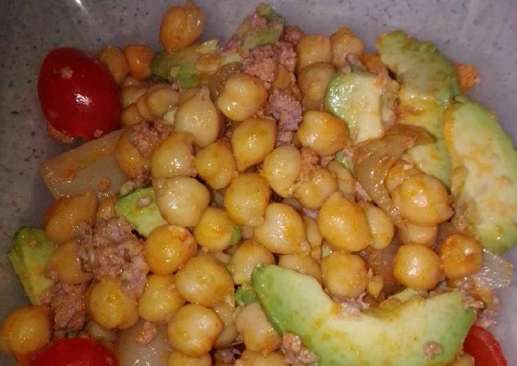 Ensalada semi fría de garbanzos