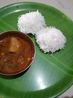 இடியாப்பம்#breakfast செய்முறை முக்கிய புகைப்படம்