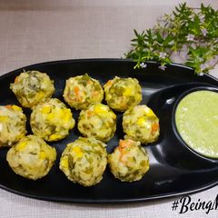 A picture of Steamed Veggies Balls.