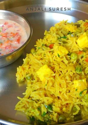 A picture of Paneer Matar Pulao.