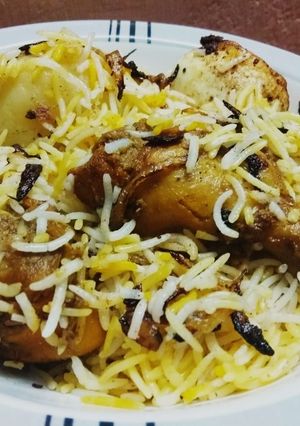 A picture of Kolkata Biryani.