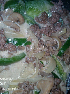 A picture of Simple Ground Beef Stroganoff.