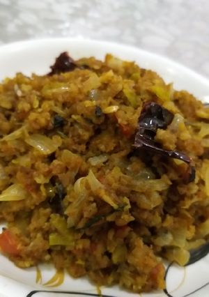 A picture of Mince onion whole masala.