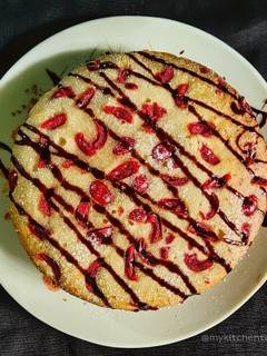 A picture of Cherry vanilla cake.