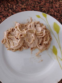 Una foto de Tallarines con Salsa de Dátiles