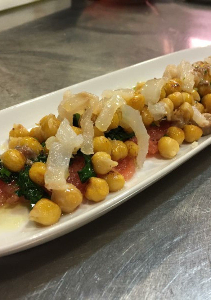 Una foto de Garbanzos con espinacas