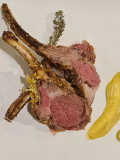Una foto de Costillas de cordero a la mostaza y parmesano
