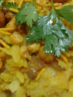 वेज पोहा (Veg poha recipe in hindi) रेसिपी मुख्य फोटो