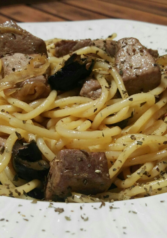 Una foto de Espaguetis con atún