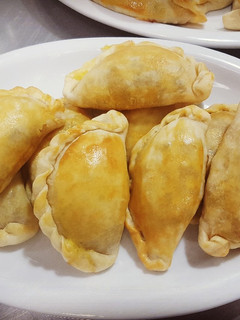 Una foto de Empanadas salteñas