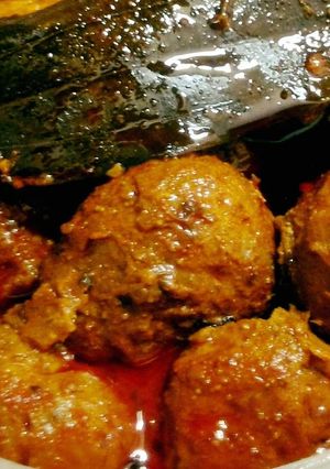 A picture of Authentic kashmiri dum aloo.