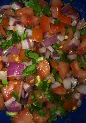 A picture of Pico de Gallo (spicy).