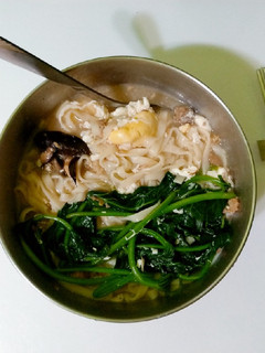 肉燥關廟麵 (快煮鍋 的食譜成品照片