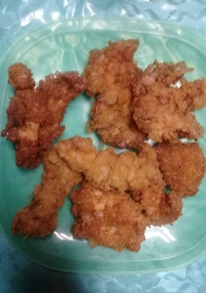 Una foto de Pollo frito con sabritas