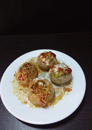 দই ফুচকা (Dahi Fuchka recipe in Bengali) রেসিপির প্রধান ছবি