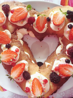 Una foto de Tarta de masa de galleta con frutos rojos