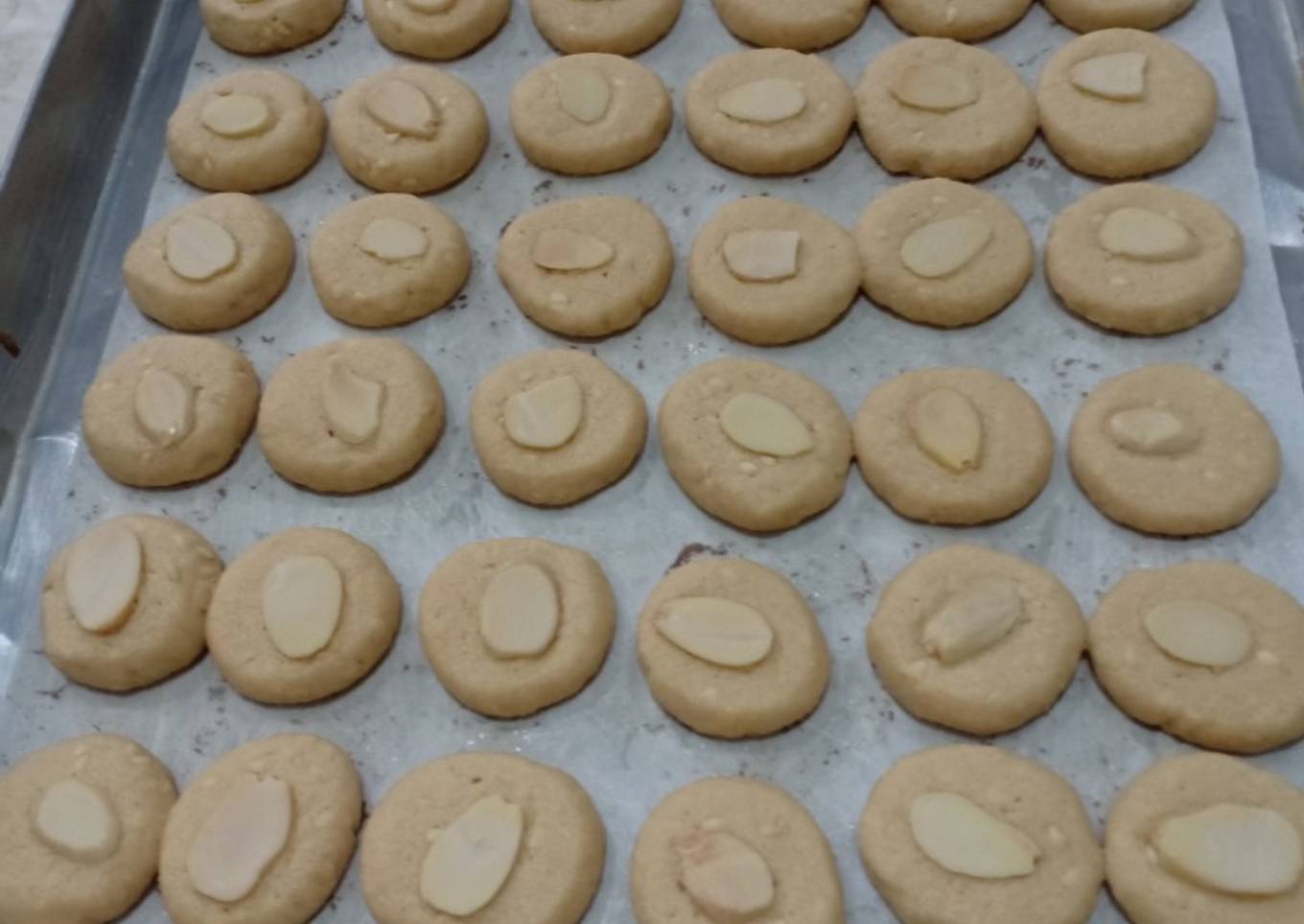 Kue kacang morin