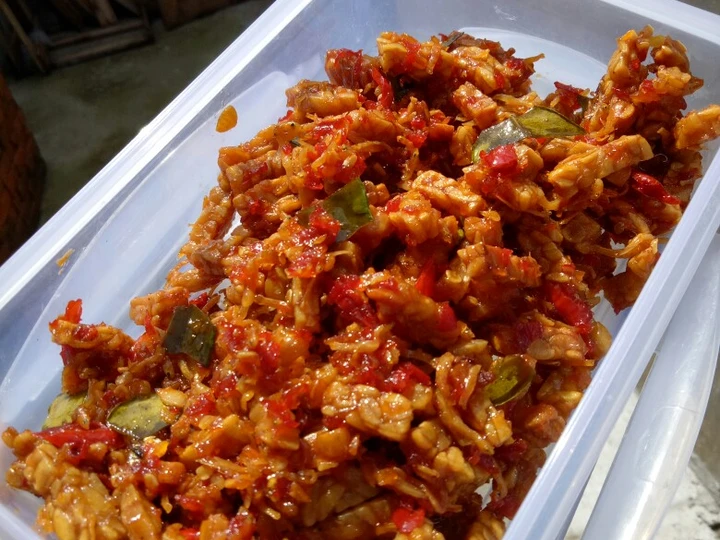 Langkah Gampang Membikin Resep Orek tempe kering pedas manis yang Enak Banget Anti Ribet, Uenak Banget