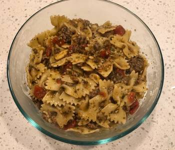 Popular Cuisine Beef Pesto Farfalle Yummy