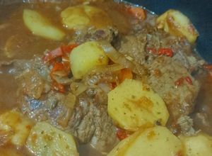 Una foto de Bifes a la criolla